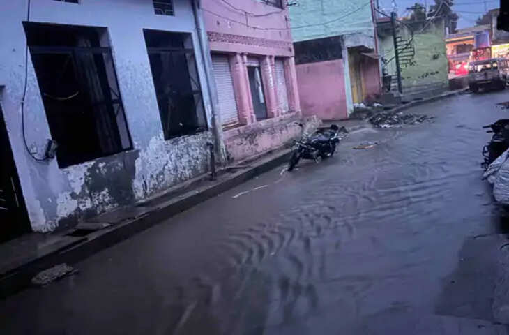 सावन के पहले सोमवार पर ताला में झमाझम बारिश, कई इलाकों में जलभराव से बढ़ी परेशानी