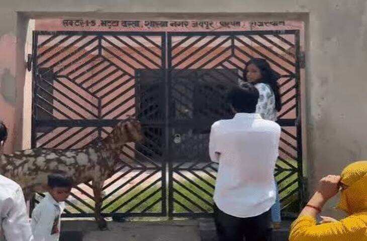 सरकारी स्कूलों की बदहाल व्यवस्था पर CJP का निरीक्षण, फुटेज में देंखे बंद स्कूल खुलवाने की मांग; पिंजरेनुमा जगह में पढ़ाई का आरोप