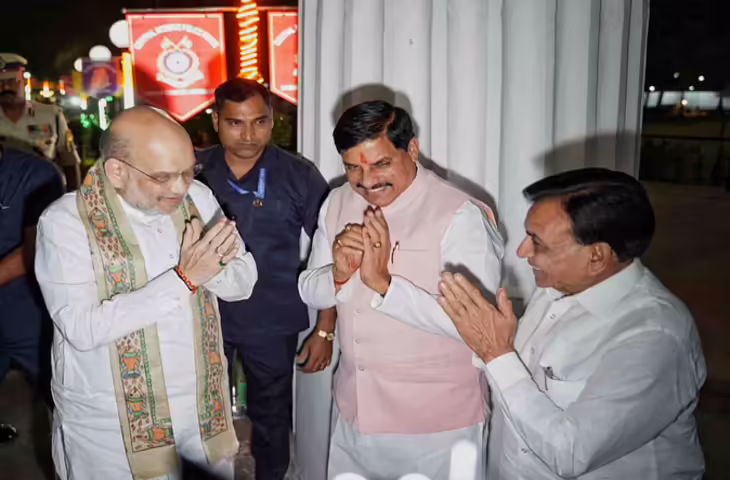 गृह मंत्री अमित शाह नीमच में सीआरपीएफ के 86वें स्थापना दिवस समारोह में हुए शामिल, राइजिंग-डे परेड की ली सलामी