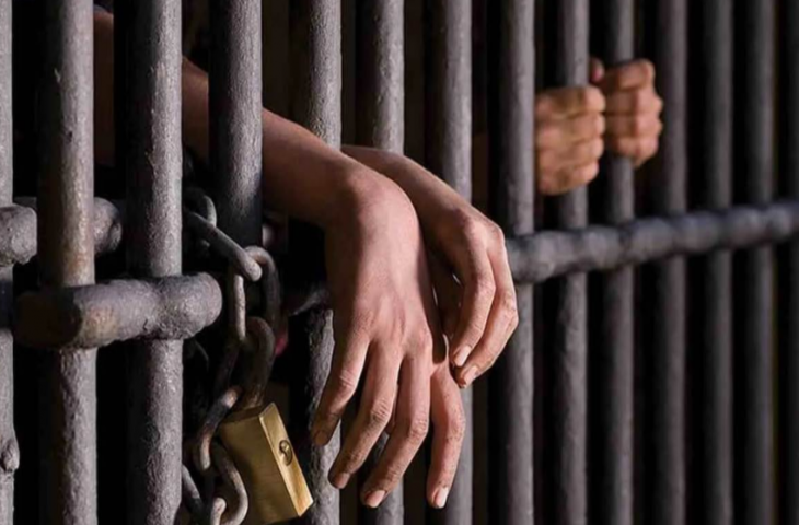 इस देश में पैसे मांगने पर करते हैं बेइज्जत, जानिए विदेशों के अजीबो गरीब नियम, छोटी सी गलती भेज सकती है जेल