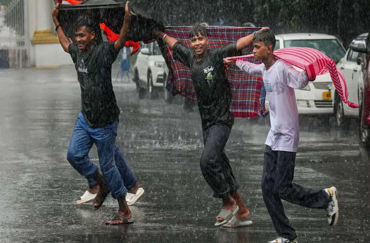 देशभर में पहुंचा दक्षिण-पश्चिम मानसून, अगले 7 दिन भारी बारिश का अलर्ट; IMD ने कई राज्यों को किया सतर्क