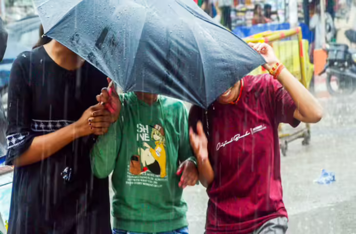 बिहार में आज वर्षा के साथ ओलावृष्टि की चेतावनी, 4 जिलों में अलर्ट, देखें मौसम का ताजा हाल