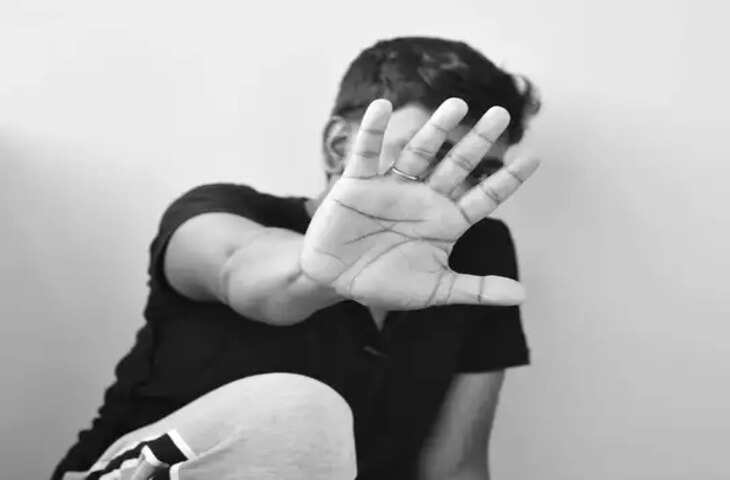 वीडियो में जाने वो 5 बुरी आदते जिनसे हमेशा के लिए सिंगल रह जाते है लड़के, जानिए क्यों कोई लड़की नहीं देती भाव&nbsp;