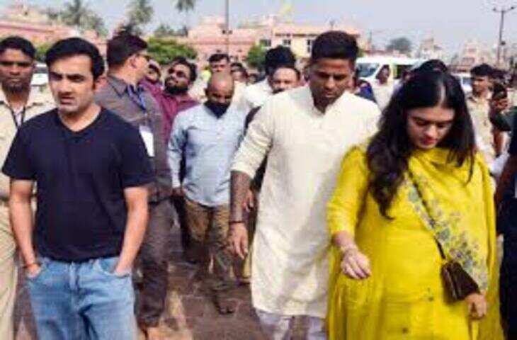 भारतीय क्रिकेट टीम ने सिंहाचलम मंदिर में जाकर लिया आशीर्वाद