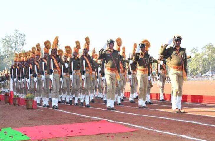 एमपी पुलिस में बंपर वैकेंसी: 12वीं पास युवाओं के लिए सूबेदार और ASI बनने का मौका, जानें लास्ट डेट और योग्यता