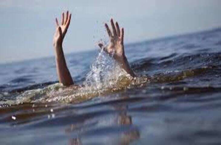 मधुबनी में बड़ा हादसा: पानी से भरे गड्ढे में डूबने से 5 बच्चों की मौत, गांव में मातम
