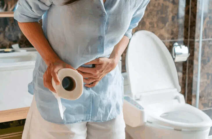Health News: दवाएं हुईं बेअसर! तेजी से बढ़ रही इस बीमारी ने बढ़ाई चिंता, दिन में 30 बार टॉयलेट जाने को मजबूर मरीज​​​​​​​