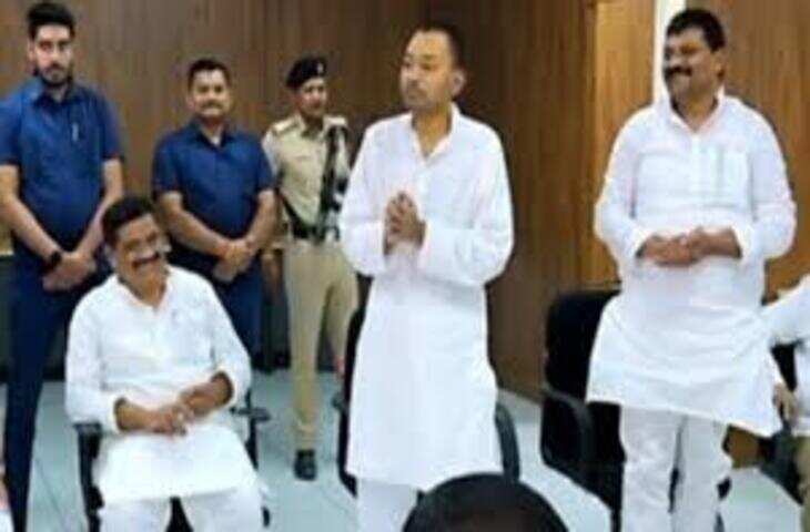 निशांत कुमार की जदयू में एंट्री पर पार्टी कार्यकर्ताओं की भारी भीड़, स्वागत में ऊंट और हाथी भी शामिल