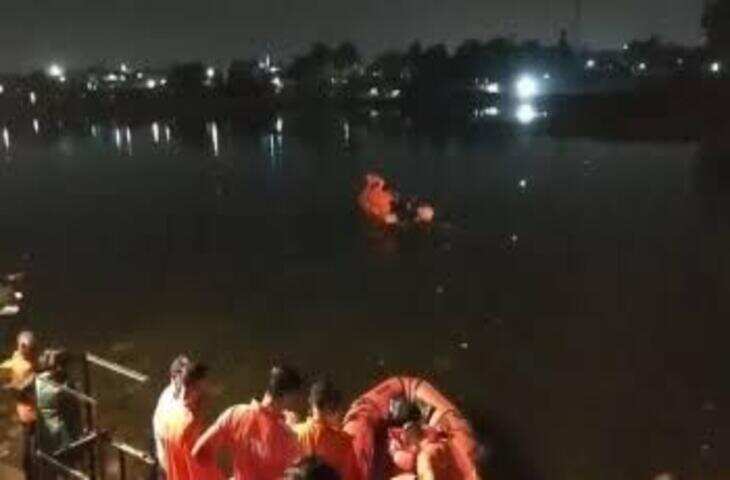 कोटा नाव हादसा: 18 घंटे बाद मिले चारों युवकों के शव, वीडियो में देंखे दुर्गा प्रतिमा विसर्जन के दौरान नहर में पलटी थी नाव