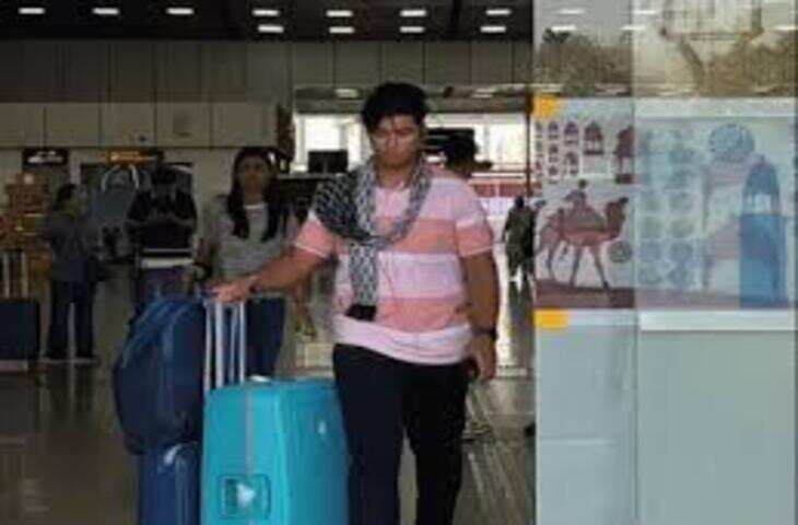 राजस्थान रॉयल्स की टीम जयपुर पहुंची, वीडियो में देंखे वैभव सूर्यवंशी ने अपने अनोखे अंदाज से खींचा ध्यान