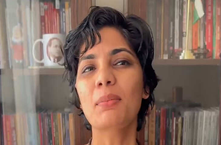 लोक गायिका नेहा सिंह राठौर पर 'भड़काऊ' सोशल मीडिया पोस्ट के लिए मामला दर्ज