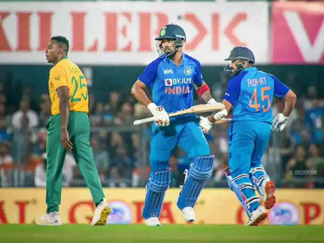 IND vs SA Live Score: रोहित शर्मा और केएल राहुल की ओपनिंग जोडी क्रीज पर,