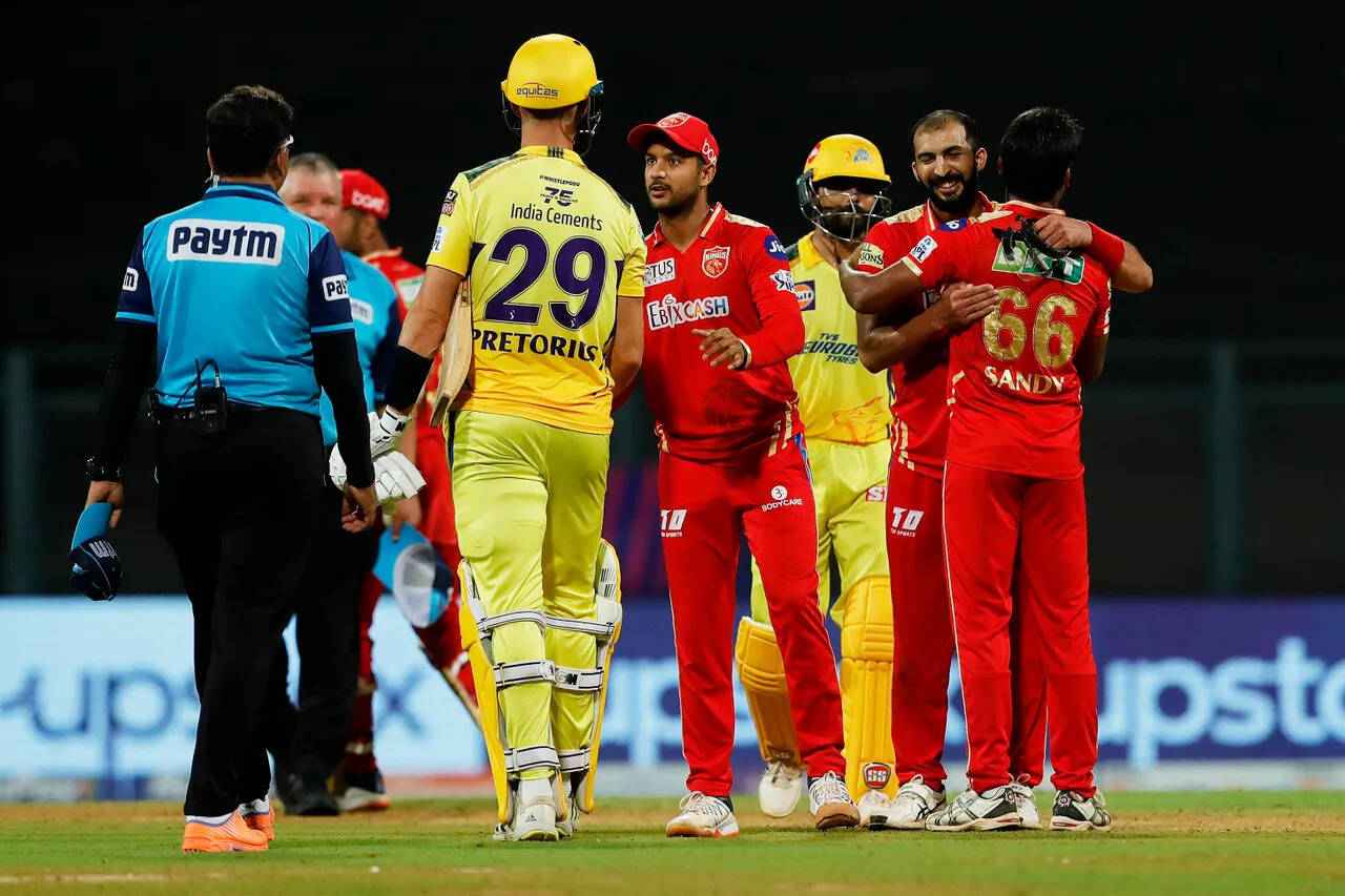IPL 2022 PBKS vs CSK Highlights: संदीप शर्मा को लिया Ambati Rayudu ने आडे हाथ, लगा दी &nbsp;छक्कों की ‘हैट्रिक’, 1 ओवर में जड़ दिए 23 रन, देखें VIDEO