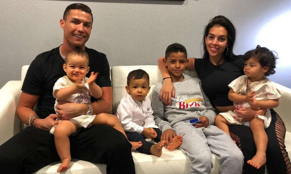 Cristiano Ronaldo फिर से बनेंगे जुड़वा बच्चों के पिता , स्टा