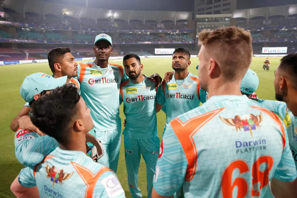 IPL 2022: ‘लखनऊ का बल्लेबाजी क्रम जिम्नास्टिक से भी ज्यादा लचीला है’, LSG पर साधा इस दिग्गज खिलाड़ी ने निशाना