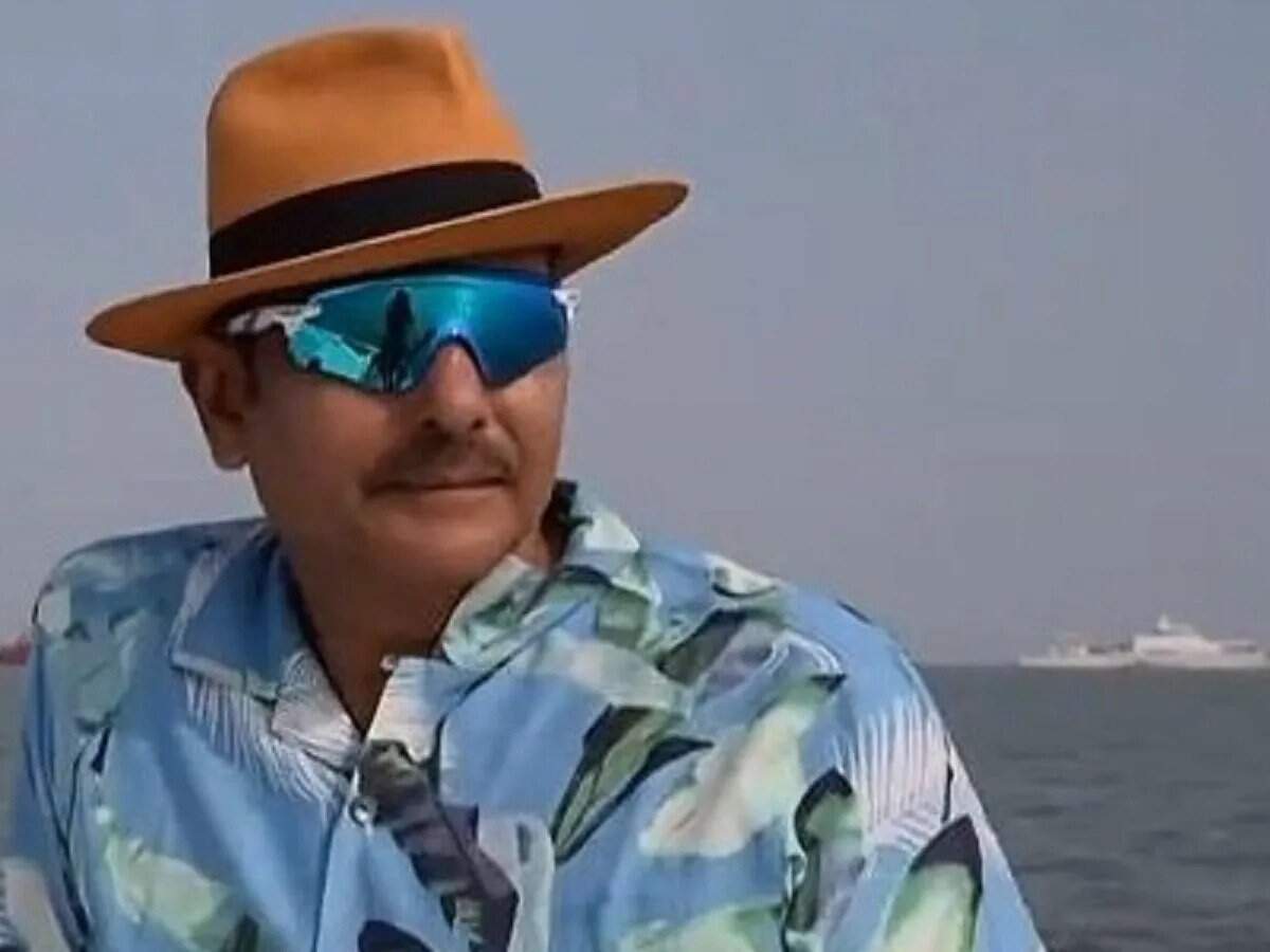 IPL 2022, CSK vs KKR, ‘मजा नहीं आ रहा है’, कमेंट्री की दुनिया में वापसी करने वाले Ravi Shastri क्यों हुए ट्रोल ?