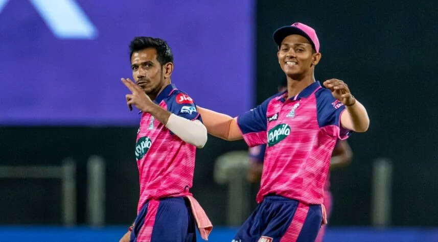 IPL 2022 RR vs GT: हार्दिक के गुजरात को इन 11 खिलाड़ियों के साथ रोकना चाहेगी RR, 2 अंक लेकर पहले नंबर पर रहना चाहेगी बरकरार